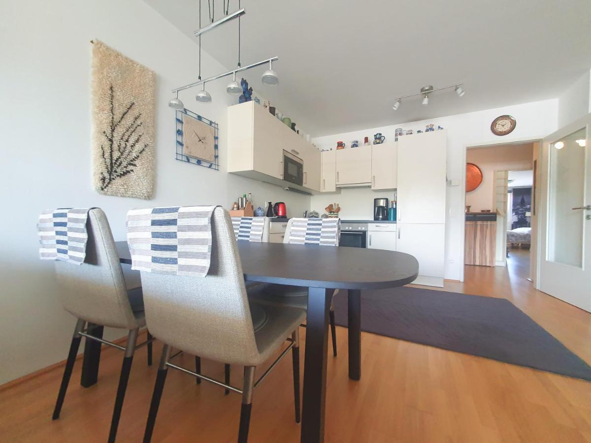 Near Lake Two Bedroom Apartament *